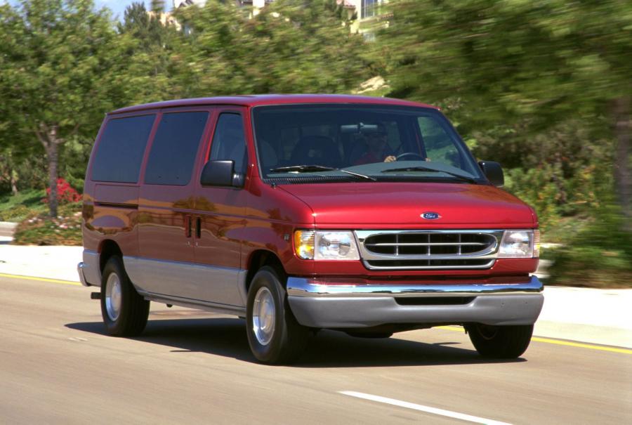  Ford Econoline 1997 года  (фото 8 из 44)